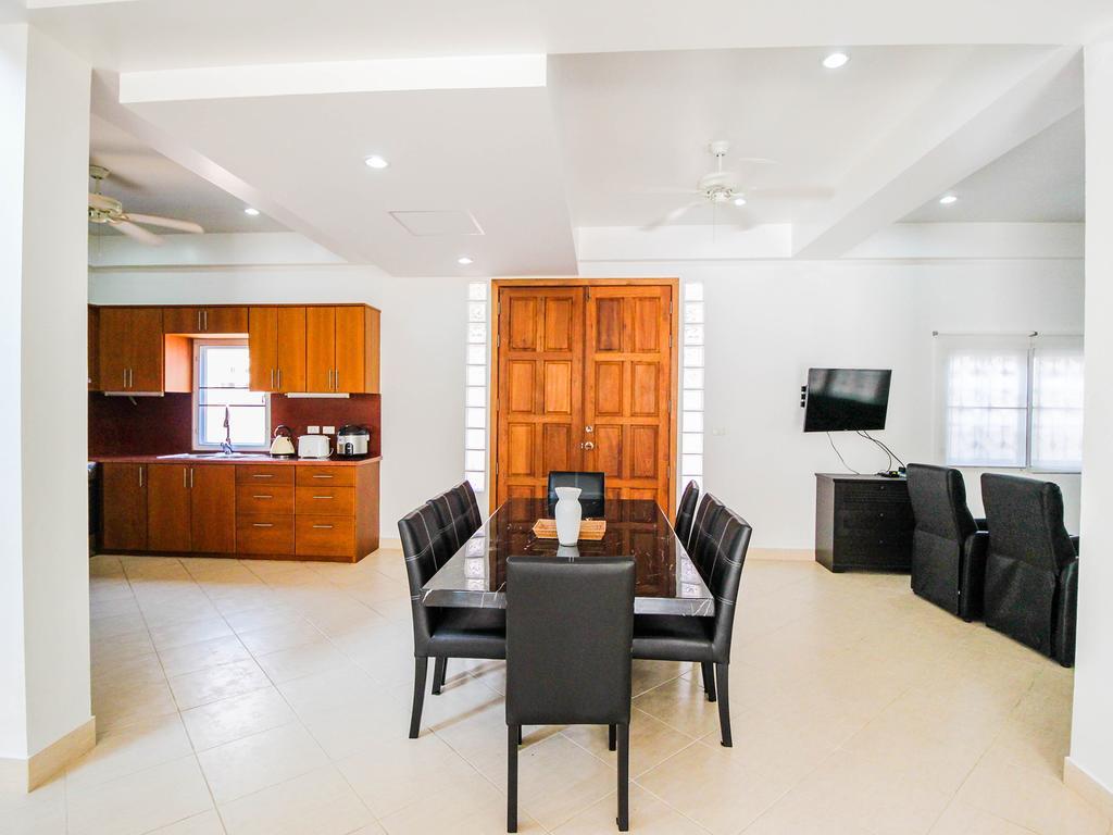 Naklua Pool Villa By Pattaya Sunny Rentals Exteriör bild