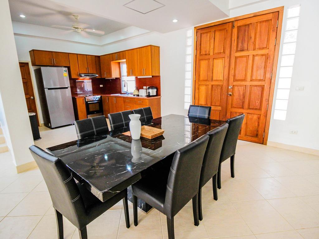 Naklua Pool Villa By Pattaya Sunny Rentals Exteriör bild