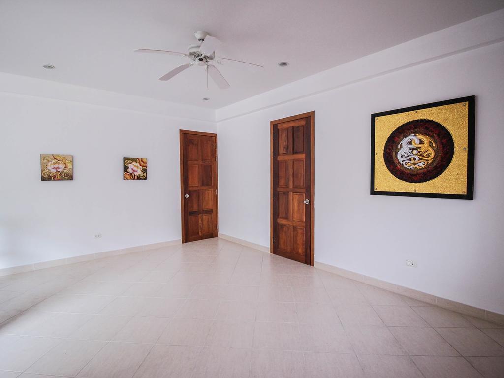 Naklua Pool Villa By Pattaya Sunny Rentals Exteriör bild